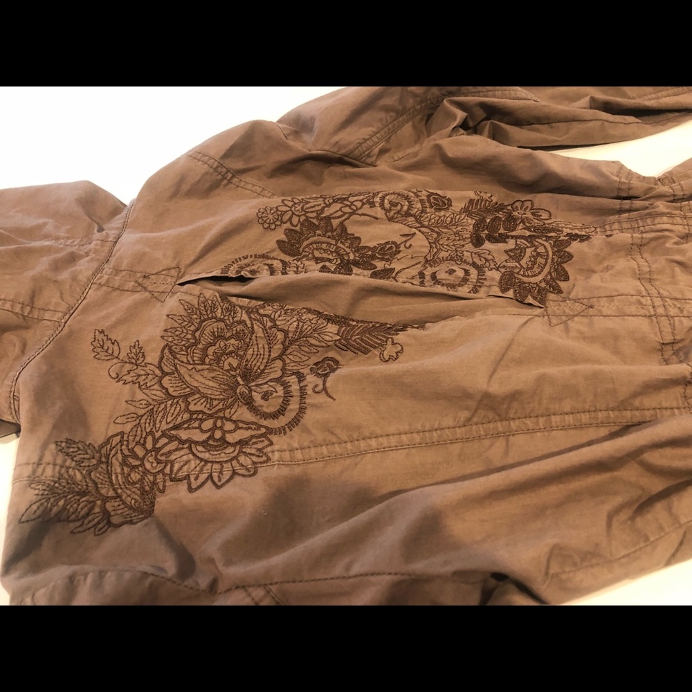Jacket - Picture 3 of 5